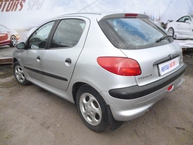 Peugeot 206 2003г.  автомат 1361см.  куб в городе Санкт-Петербург, фото 1, Peugeot