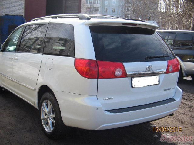 Toyota Sienna,  минивэн,  2007 г. в.,  пробег:  64300 км.,  автоматическая,  3.5 л в городе Киров, фото 2, стоимость: 900 000 руб.