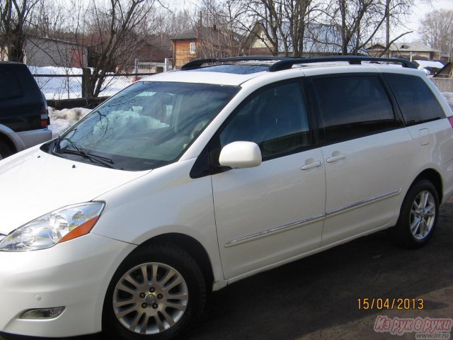 Toyota Sienna,  минивэн,  2007 г. в.,  пробег:  64300 км.,  автоматическая,  3.5 л в городе Киров, фото 3, Toyota