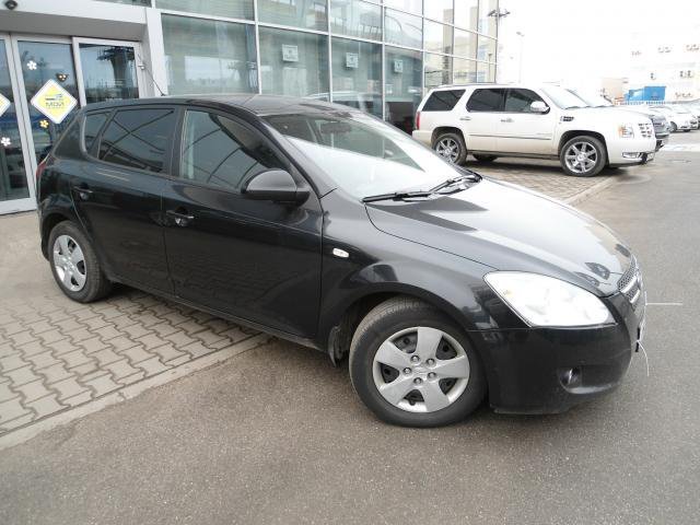 KIA Cee’d,  2007 г. в.,  механическая,  1582 куб.,  пробег:  114823 км. в городе Санкт-Петербург, фото 3, стоимость: 399 000 руб.