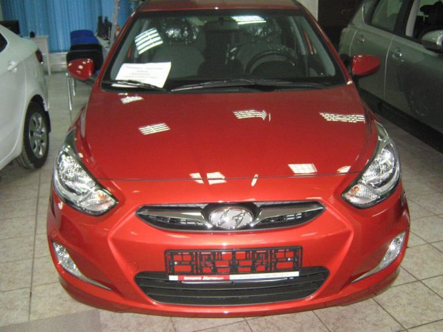 Hyundai Solaris 2013г.  автомат 1396см.  куб в городе Москва, фото 2, Московская область