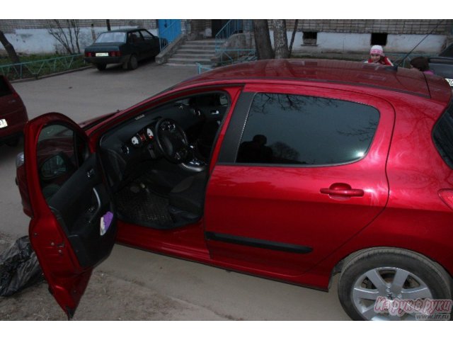 Peugeot 308,  хэтчбек,  2008 г. в.,  пробег:  62500 км.,  автоматическая,  1.6 л в городе Нижний Новгород, фото 1, Нижегородская область