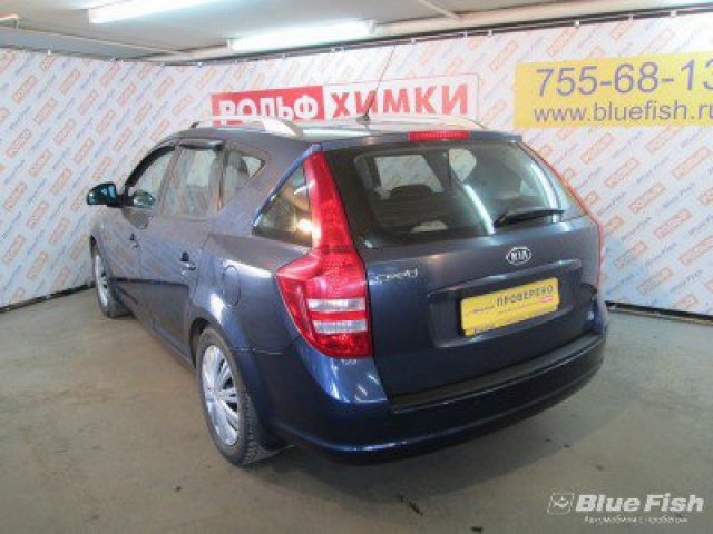 KIA Cee' d,  универсал,  2009 г. в.,  пробег:  88500 км.,  механика,  1,6 л в городе Москва, фото 2, Московская область