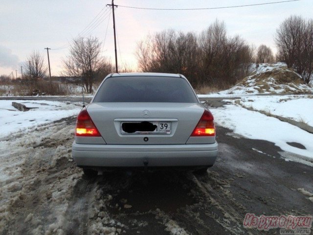 Mercedes C 220,  седан,  1995 г. в.,  пробег:  310000 км.,  автоматическая,  2.2 л в городе Калининград, фото 2, Mercedes