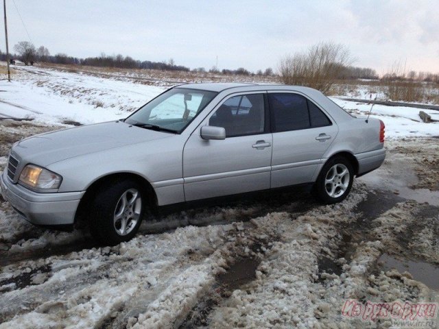 Mercedes C 220,  седан,  1995 г. в.,  пробег:  310000 км.,  автоматическая,  2.2 л в городе Калининград, фото 3, Калининградская область