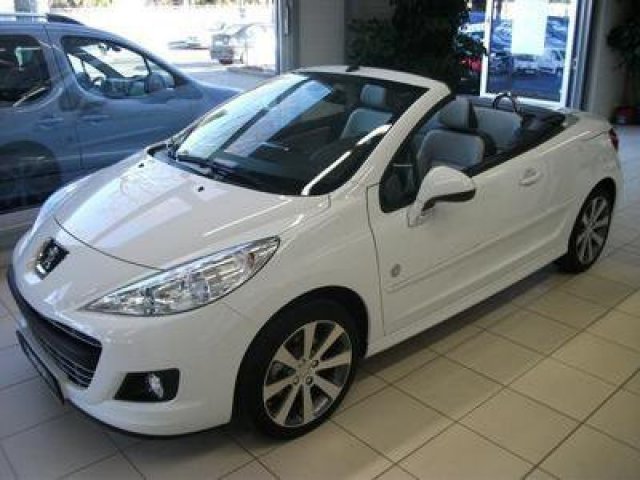 Продается автомобиль Peugeot 207 2012 года в городе Москва, фото 4, стоимость: 775 000 руб.