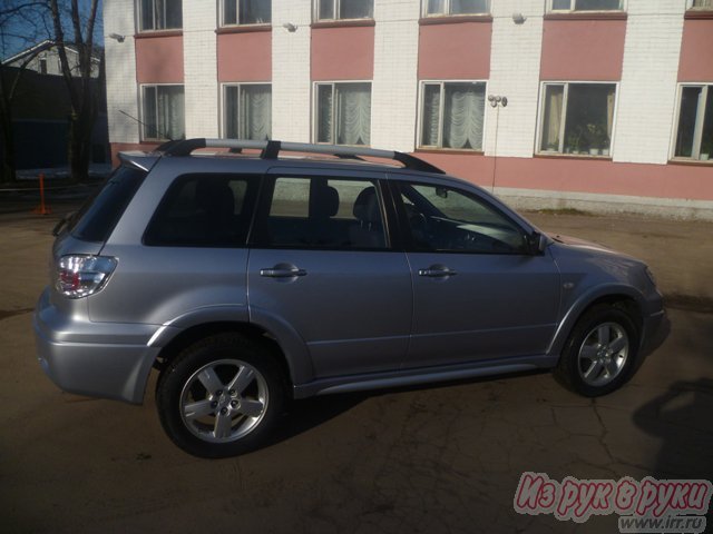 Mitsubishi Outlander,  внедорожник,  2008 г. в.,  пробег:  90000 км.,  автоматическая,  2.4 л в городе Киров, фото 5, стоимость: 699 000 руб.