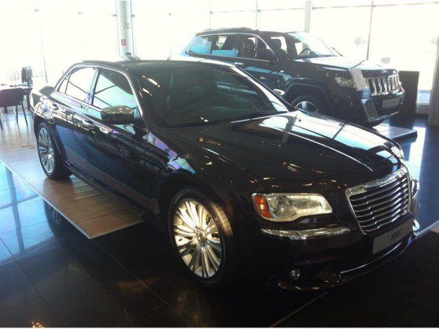 Chrysler 300C 2012г.  автомат 3604см.  куб в городе Санкт-Петербург, фото 4, Chrysler