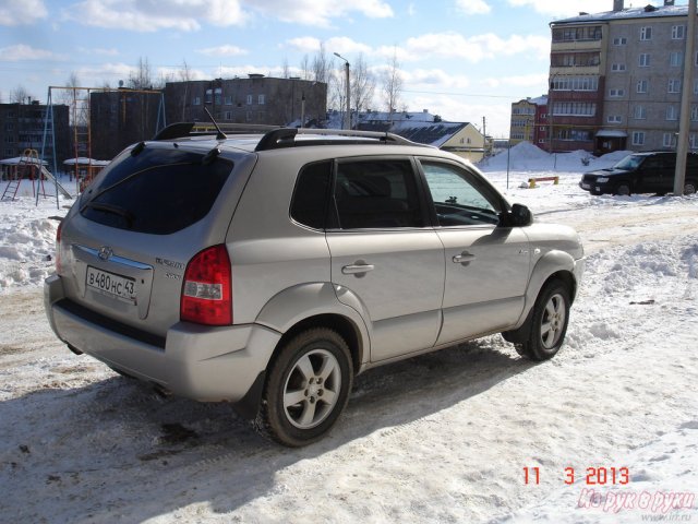 Hyundai Tucson,  универсал,  2006 г. в.,  механическая,  2 л в городе Киров, фото 1, стоимость: 615 000 руб.