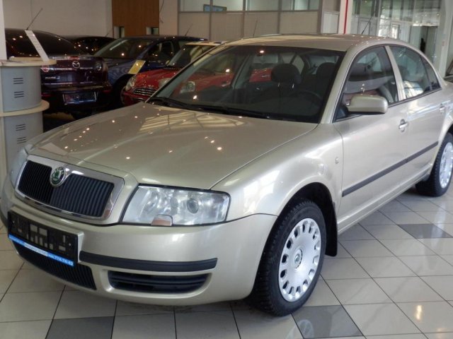 Skoda Superb 2005г.  автомат 1781см.  куб в городе Москва, фото 1, Skoda