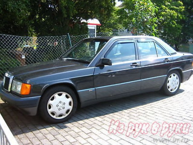 Mercedes 190,  седан,  1993 г. в.,  автоматическая,  2.6 л в городе Калининград, фото 2, Калининградская область