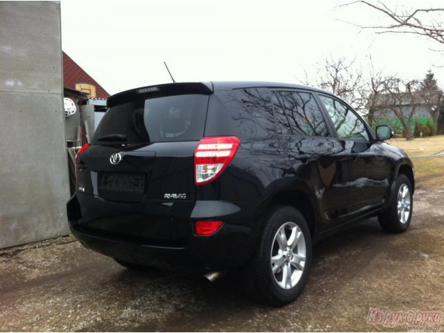 Toyota RAV4,  внедорожник,  2010 г. в.,  пробег:  50000 км.,  автоматическая,  2 л в городе Калининград, фото 2, Калининградская область