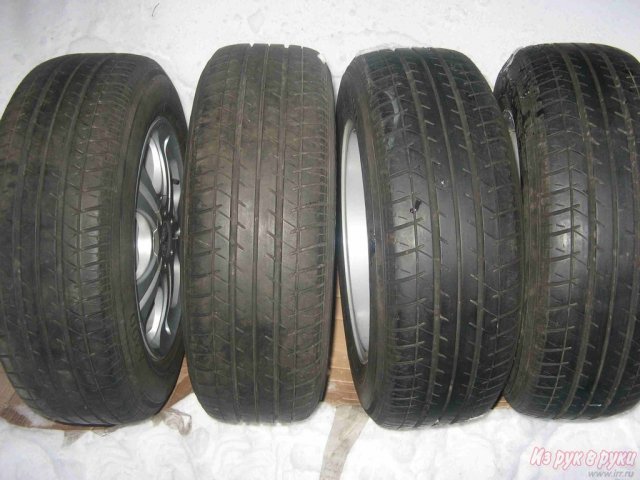 Продам летнюю резину 195/65 R15 YOKOHAMA на универсальном литье:  100х5,  114,3х5 в городе Оренбург, фото 2, Колеса