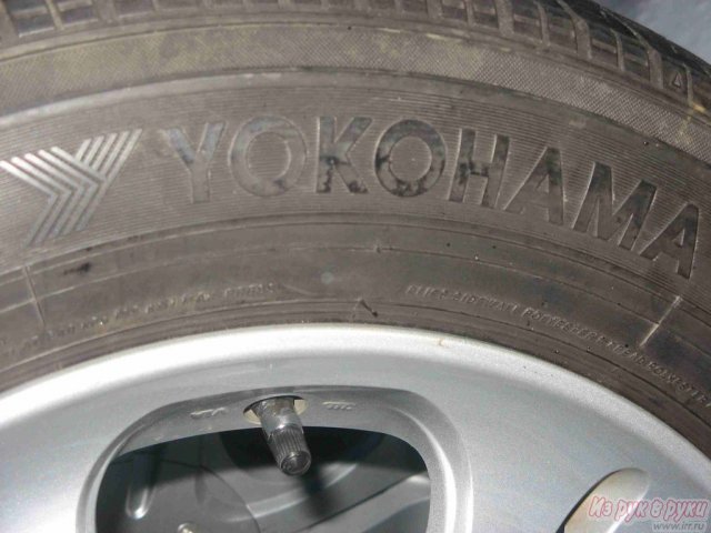 Продам летнюю резину 195/65 R15 YOKOHAMA на универсальном литье:  100х5,  114,3х5 в городе Оренбург, фото 3, Оренбургская область