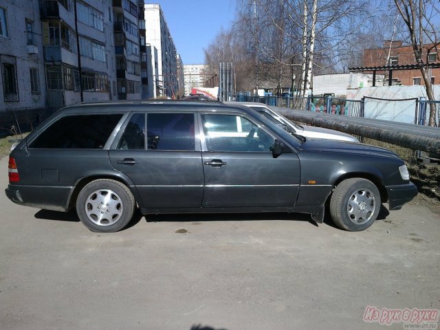 Mercedes E 220,  универсал,  1995 г. в.,  пробег:  320000 км.,  механическая в городе Нижний Новгород, фото 2, Нижегородская область