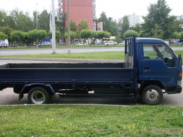 Toyota DYNA кузов бортовой 4 м.  состояние хор.  пробег 350000 км. в городе Набережные Челны, фото 3, Татарстан