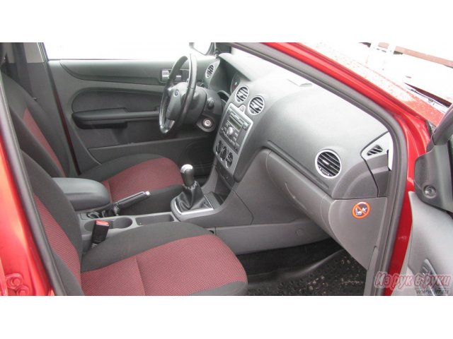 Ford Focus,  хэтчбек,  2006 г. в.,  пробег:  160000 км.,  механическая,  1.6 л в городе Ярославль, фото 4, стоимость: 380 000 руб.