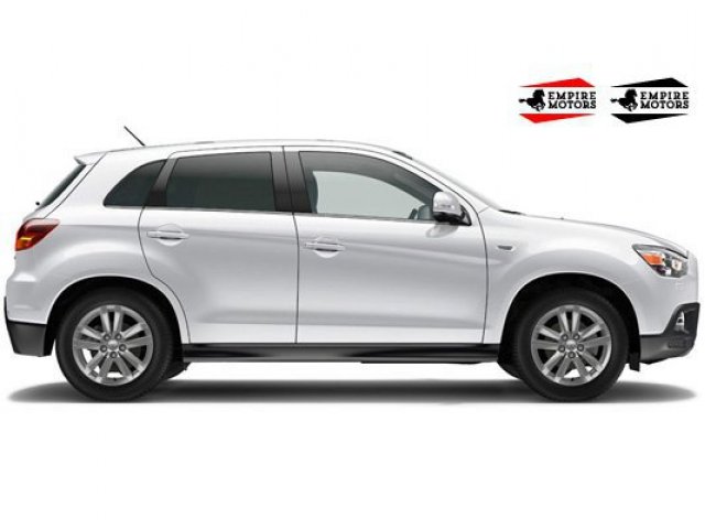 Mitsubishi ASX,  внедорожник,  2013 г. в.,  механика,  1,6 л,  цвет:  серебристый в городе Москва, фото 1, Московская область