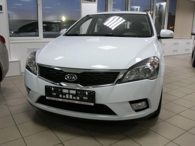 Kia Cee' d 2013г.  автомат 1600см.  куб в городе Москва, фото 1, стоимость: 636 900 руб.