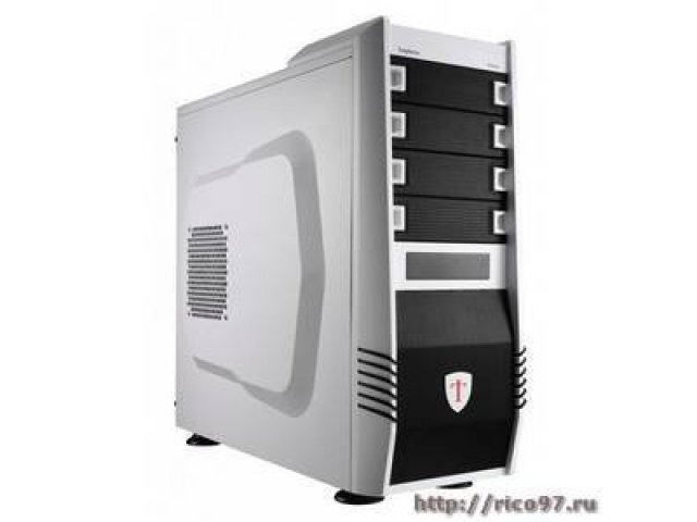 Корпус AeroCool Ferrum white w/o PSU ATX 2*USB3.0 в городе Тула, фото 1, стоимость: 2 050 руб.