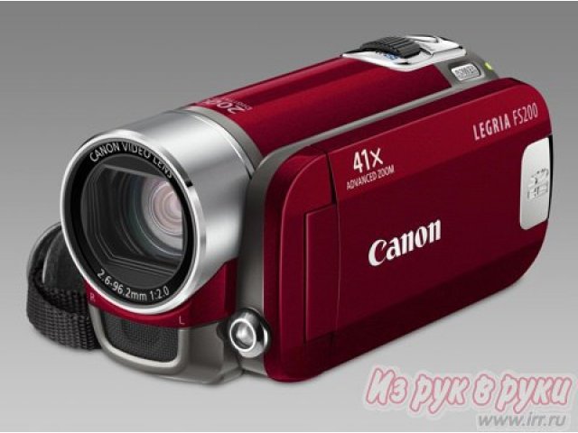 Продам:  видеокамера Canon LEGRIA FS200 в городе Бор, фото 1, стоимость: 4 000 руб.