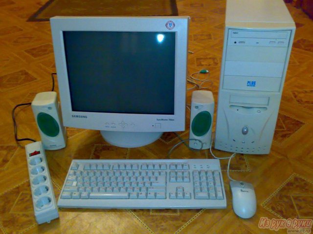 Продам настольный компьютер (монитор,  системный блок,  клавиатура,  колонки,  мышь,  фильтр) в городе Омск, фото 1, стоимость: 2 900 руб.