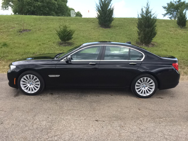 2012 BMW 7-й серии 750i Полный привод в городе Адыгейск, фото 2, Выкуп автомобилей