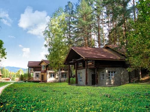 Продается действующий гостинично-ресторанный комплекс на Алтае в городе Горно-Алтайск, фото 1, Алтай