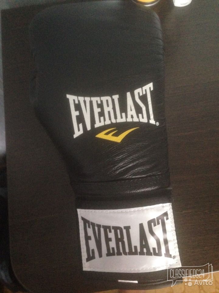 Боксёрские перчатки Everlast в городе Москва, фото 1, Единоборства, бокс