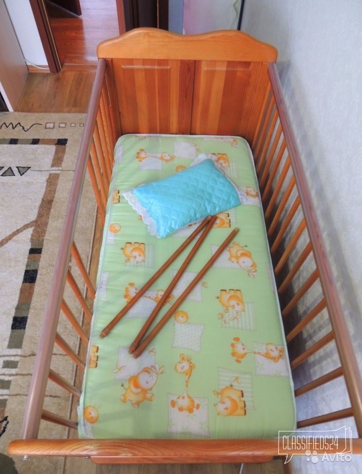 Кроватка из наст. дерева с ящиком+ подарю в городе Калининград, фото 1, Детская мебель