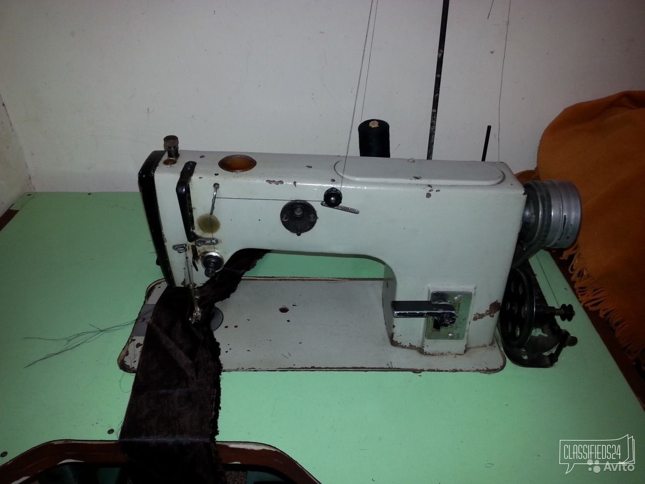 Промышленная швейная машина 1022