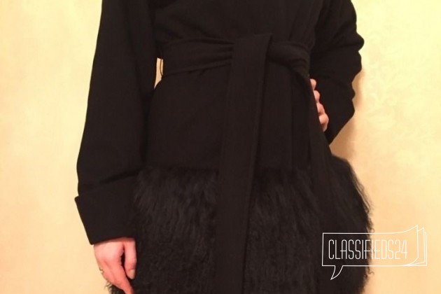 Новое пальто из шерсти с мехом ламы в городе Санкт-Петербург, фото 1, телефон продавца: +7 (921) 385-52-88