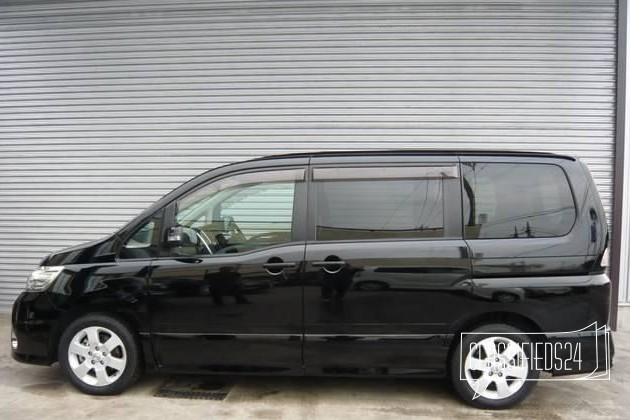 Nissan Serena, 2010 в городе Владивосток, фото 6, телефон продавца: +7 (902) 505-00-92