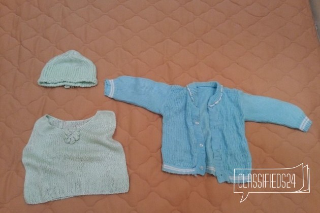 Кофточка детская, жилетка и шапочка до 1 года в городе Тула, фото 1, стоимость: 50 руб.