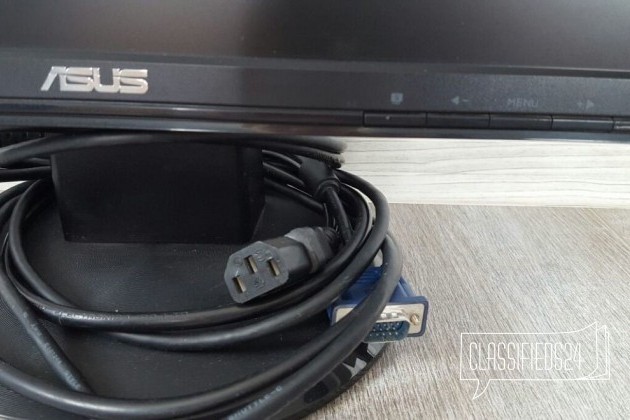 LCD монитор asus VB172 15 в городе Астрахань, фото 2, телефон продавца: +7 (927) 075-70-70