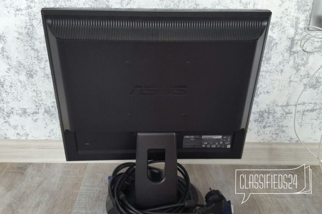 LCD монитор asus VB172 15 в городе Астрахань, фото 3, стоимость: 2 000 руб.