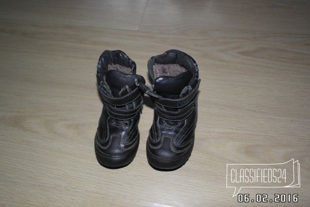 Ботинки для мальчиков в городе Жигулевск, фото 1, телефон продавца: +7 (987) 459-50-65