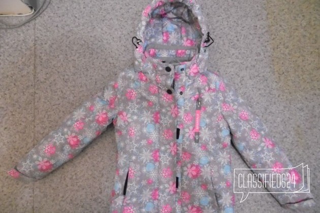 Куртка утепленная на девочку рост 104 см размер 28 в городе Миасс, фото 1, стоимость: 1 000 руб.