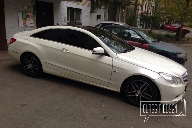 Mercedes-Benz E-класс, 2010 в городе Санкт-Петербург, фото 1, Ленинградская область