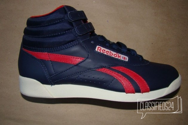 Кроссовки reebok classic(новые) р.37-37.5 в городе Омск, фото 1, телефон продавца: |a:|n:|e: