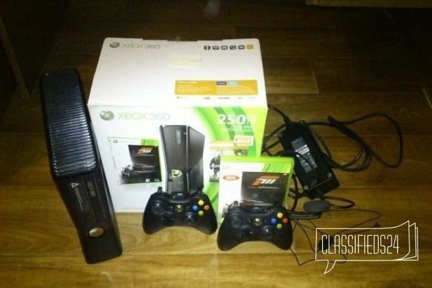 XBox 360 Slim 250Gb + 16 игр в городе Ухта, фото 1, телефон продавца: +7 (922) 583-17-76