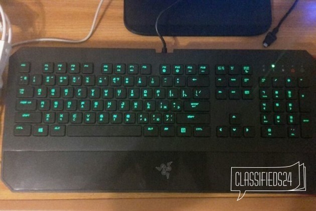 Razer клавиатура в городе Екатеринбург, фото 1, стоимость: 4 000 руб.