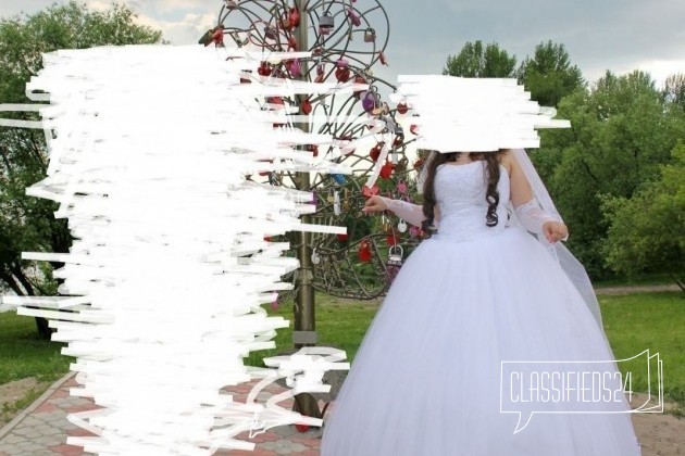 Свадебное платье в городе Тимашевск, фото 1, стоимость: 6 000 руб.