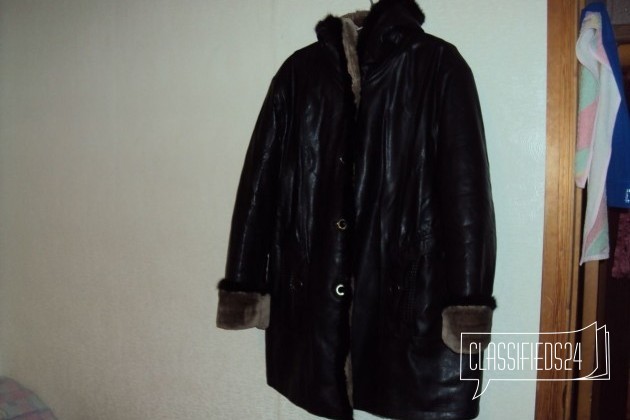 Пальто в городе Усолье-Сибирское, фото 1, стоимость: 1 500 руб.