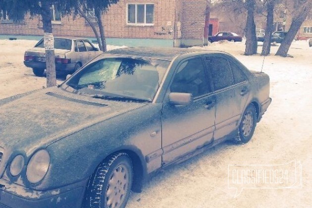 Mercedes-Benz E-класс, 1996 в городе Омск, фото 1, телефон продавца: +7 (909) 537-77-37