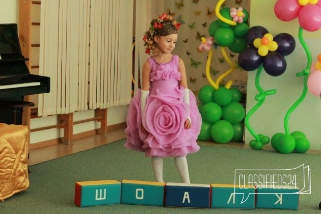 Платье очень эффектное в городе Челябинск, фото 1, стоимость: 1 599 руб.