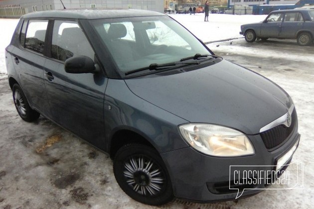 Skoda Fabia, 2010 в городе Санкт-Петербург, фото 3, телефон продавца: +7 (952) 357-69-54