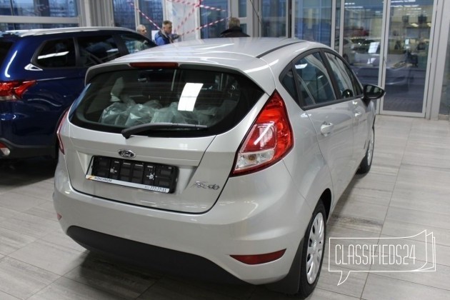 Ford Fiesta, 2015 в городе Санкт-Петербург, фото 2, стоимость: 641 500 руб.