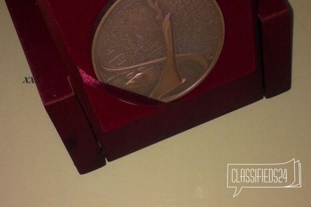 Памятная медаль xxii Олимпийских зимних игр в городе Самара, фото 2, Жетоны, медали, значки