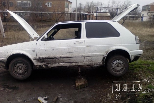 Volkswagen Golf, 1991 в городе Гуково, фото 8, телефон продавца: +7 (952) 578-64-22